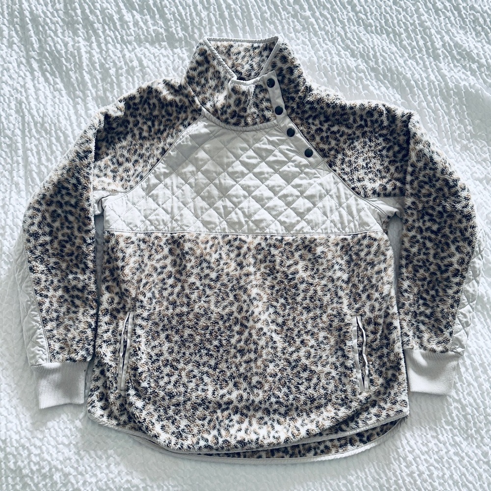 Vintage Abercrombie & Fitch Women’s Fleece Jacket L Cheetah Print